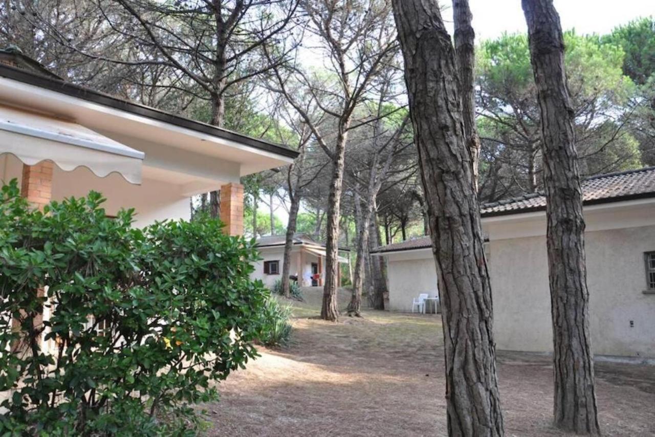 Arco Bungalow Eraclea Mare Bagian luar foto